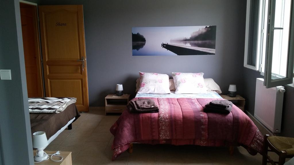Chambres D'Hotes Les Maisses Mison Номер фото