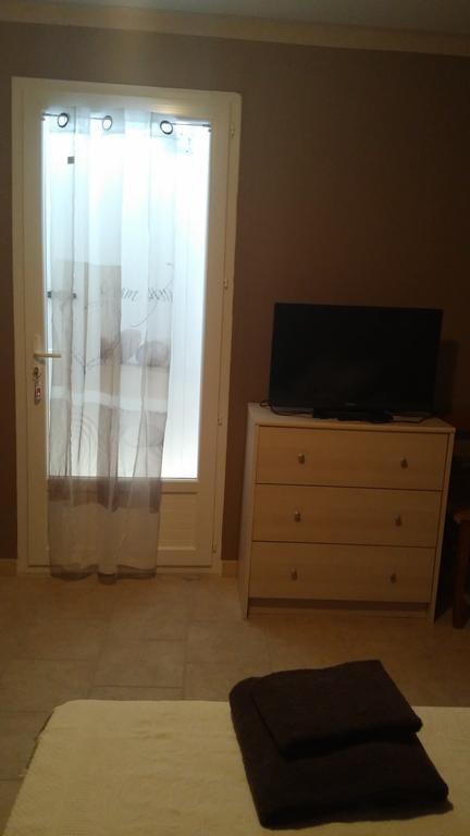 Chambres D'Hotes Les Maisses Mison Номер фото