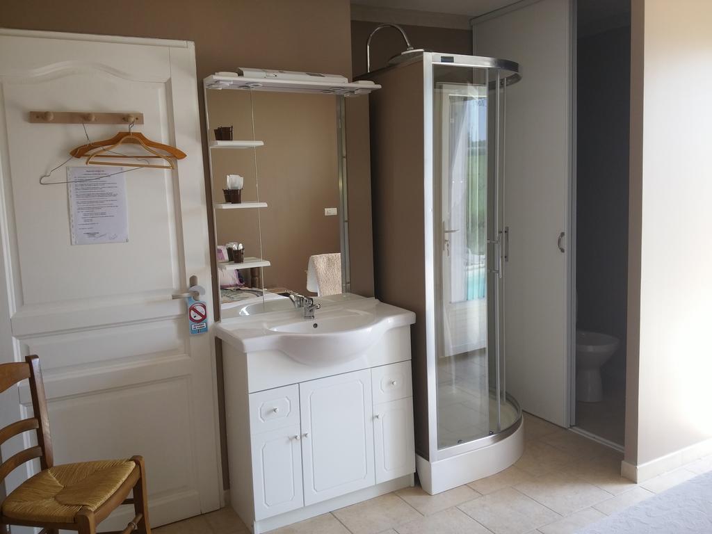 Chambres D'Hotes Les Maisses Mison Екстер'єр фото