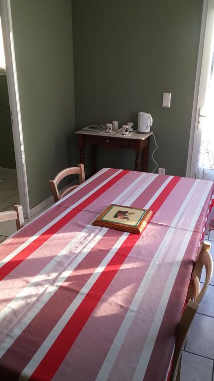 Chambres D'Hotes Les Maisses Mison Екстер'єр фото